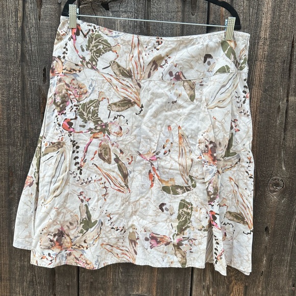 Coldwater Creek Dresses & Skirts - Coldwater Creek Tan/Cream Floral Skirt